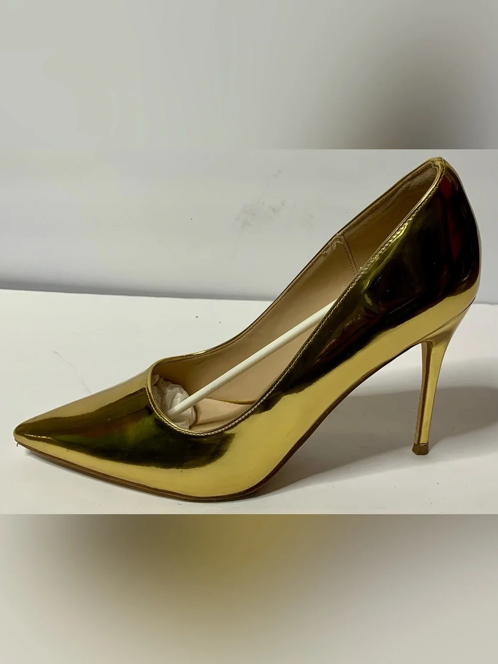 Elisabet Tang stunning metallic